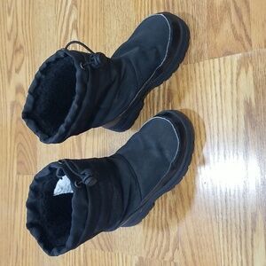 Kids Snow/rain boots.